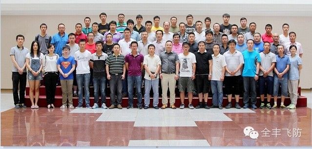 全豐航空值?？萍加邢薰?名教練通過(guò)“中國(guó)航空器擁有者及駕駛員協(xié)會(huì)”首 次專 業(yè)考試